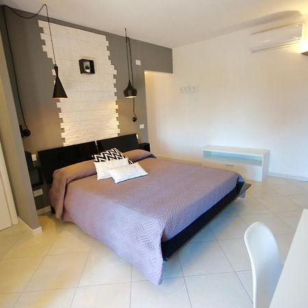 Park 20 Guesthouse Olbia Buitenkant foto