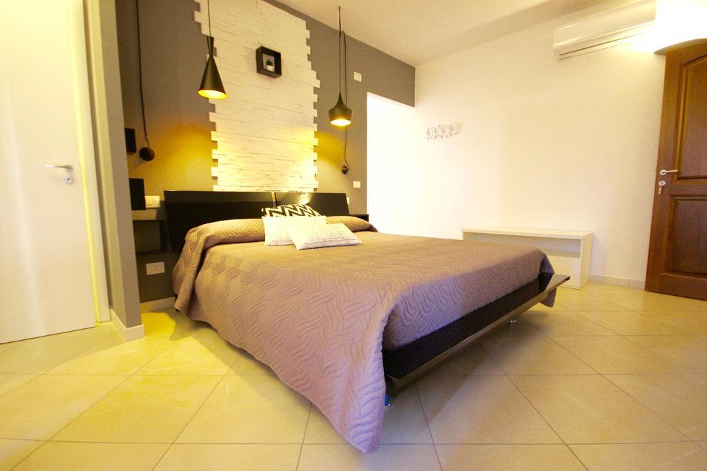 Park 20 Guesthouse Olbia Buitenkant foto