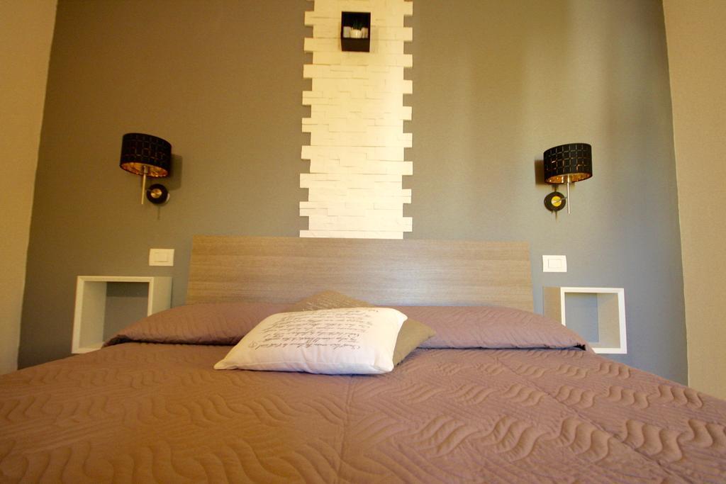 Park 20 Guesthouse Olbia Buitenkant foto