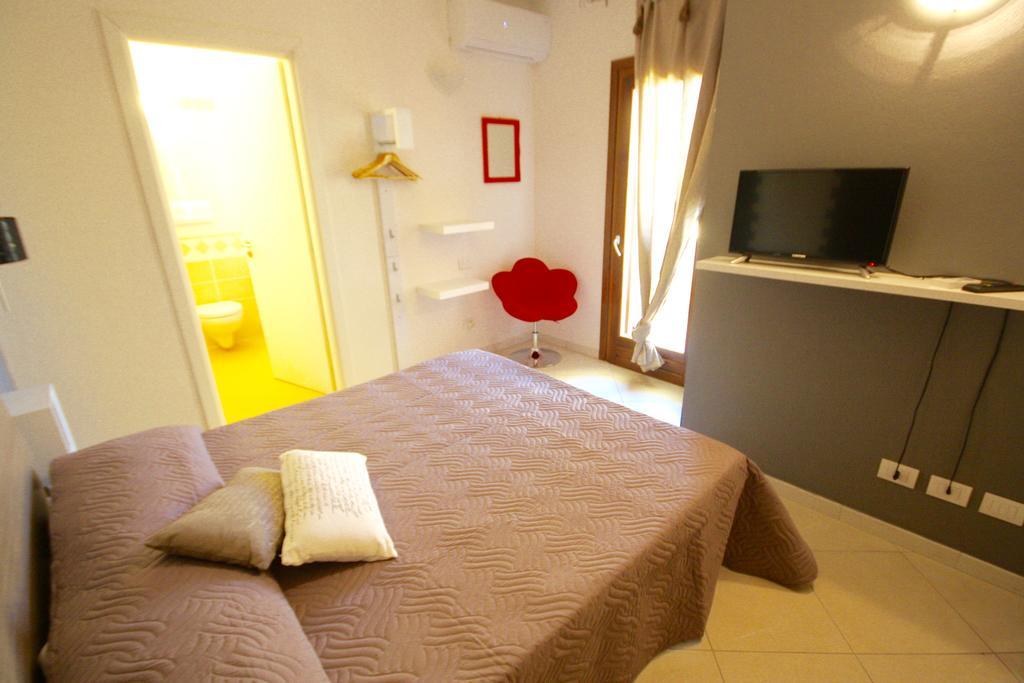 Park 20 Guesthouse Olbia Buitenkant foto