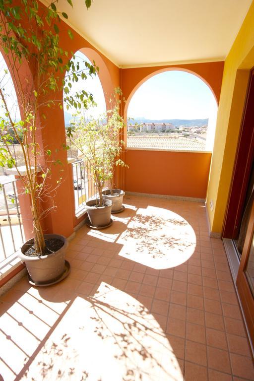 Park 20 Guesthouse Olbia Buitenkant foto